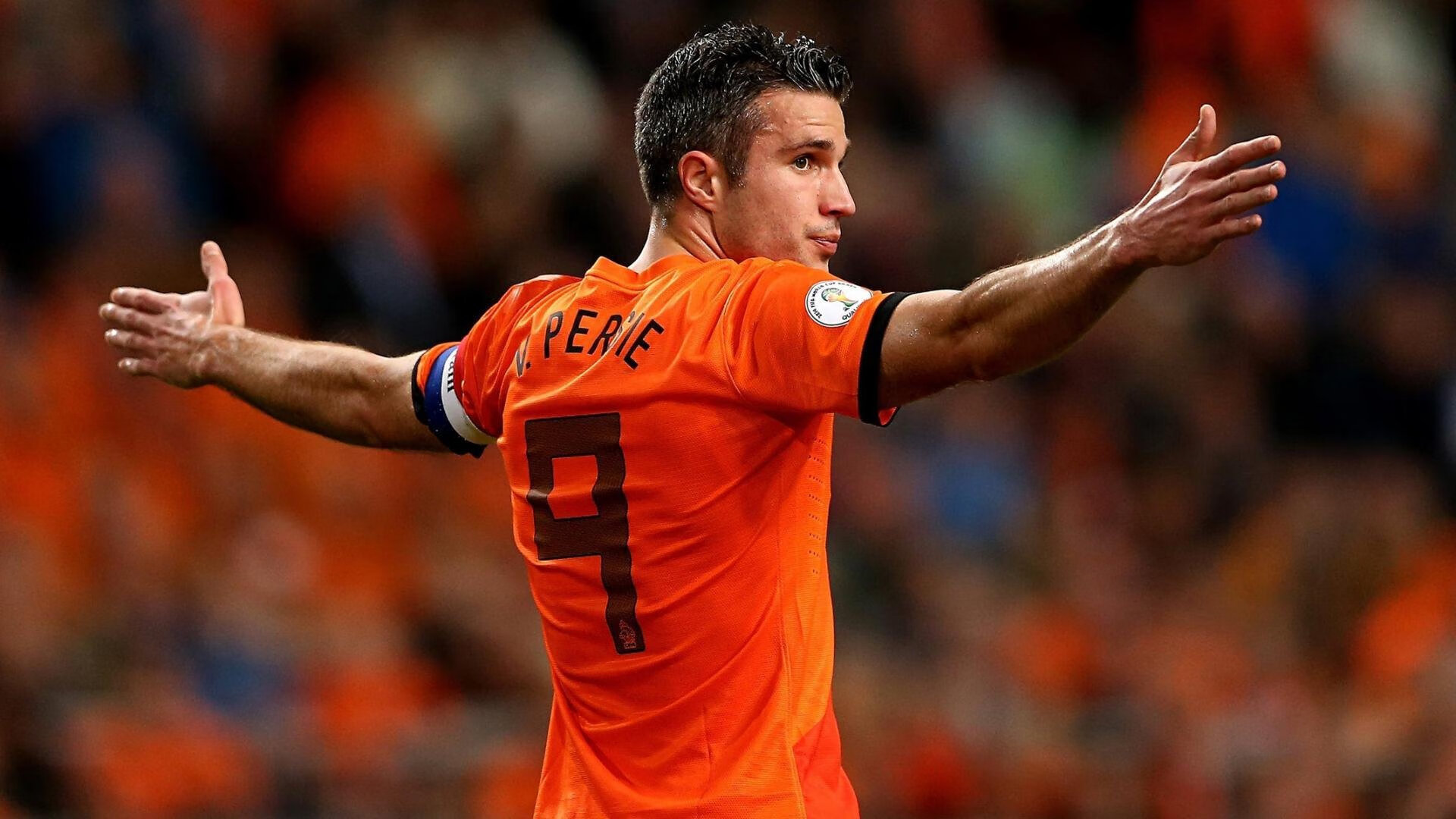 拜仁锋线新星持续发光，成为欧洲最具潜力的年轻球员，拜仁横扫欧洲